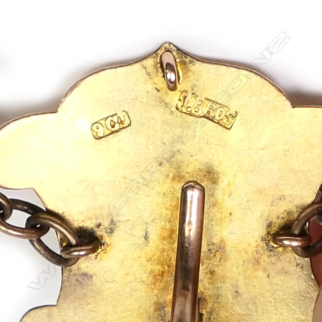 Jones Bros. (Auckland) pounamu and gold watch fob, Image 1++
